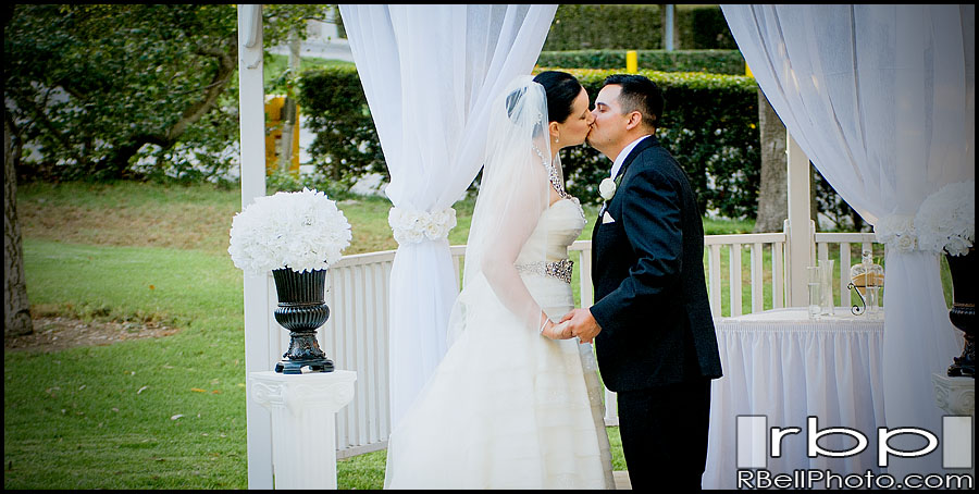 Irvine Wedding Photographer | UCI University Club Wedding Photographer